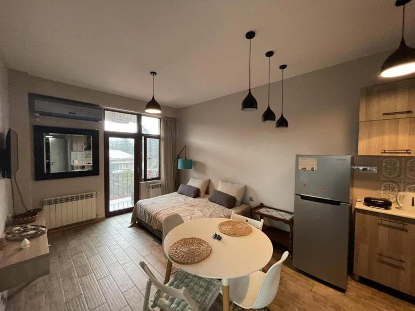 Great View Apartment Near Piazza Батуми Экстерьер фото